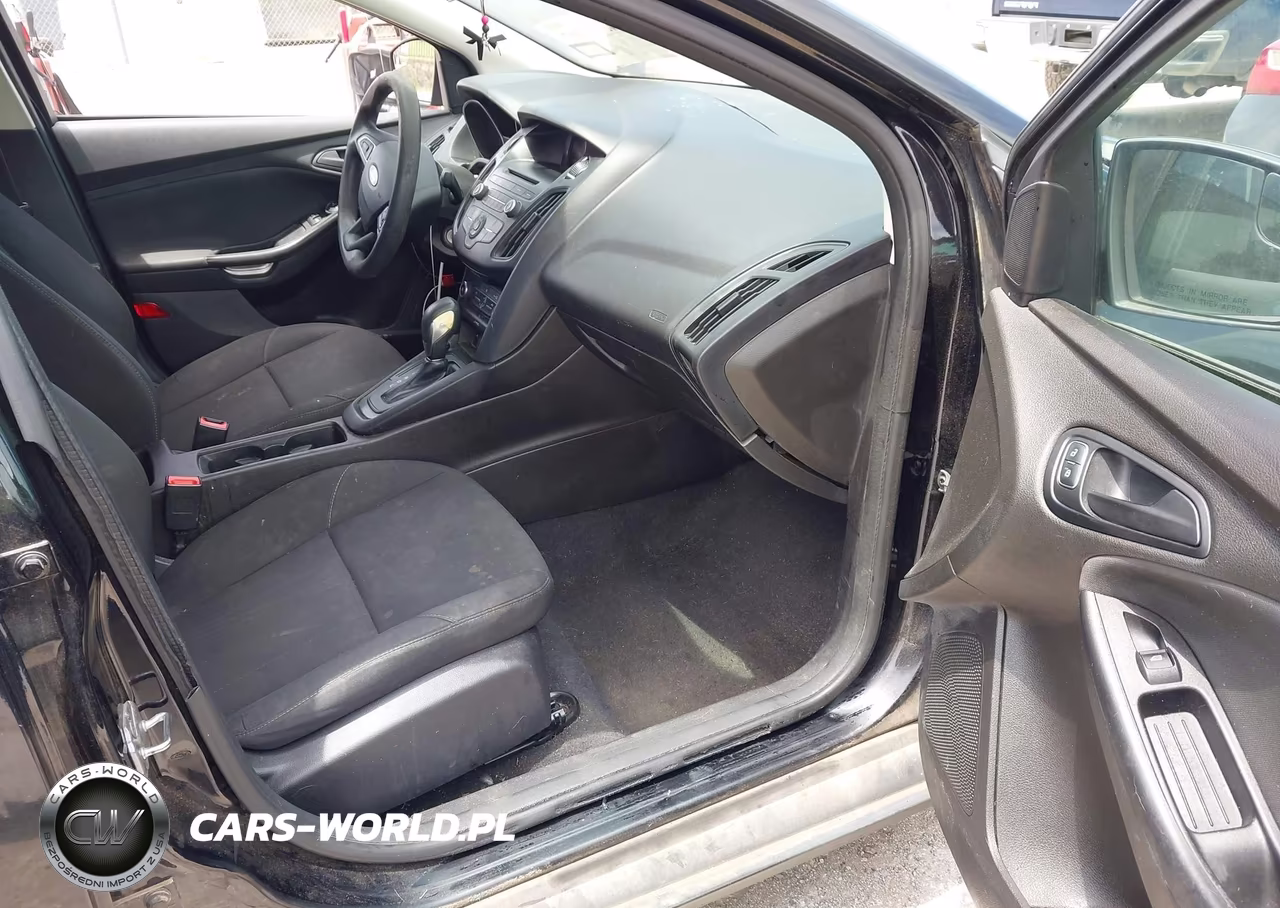 2016 Ford Focus S VIN:1FADP3E21GL234168 - 5