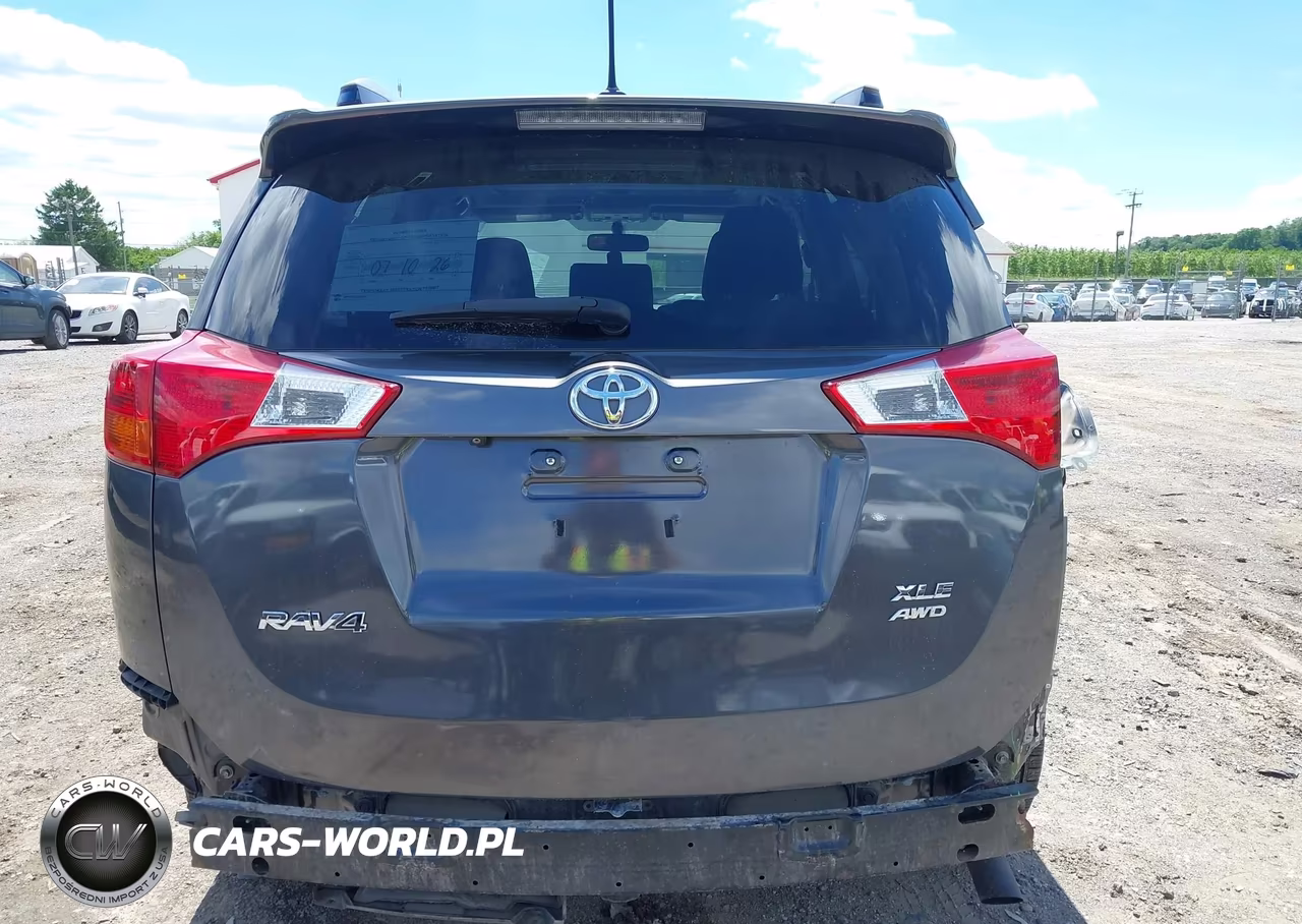 2015 Toyota Rav4 Xle VIN:JTMRFREV6FD158570 - 16