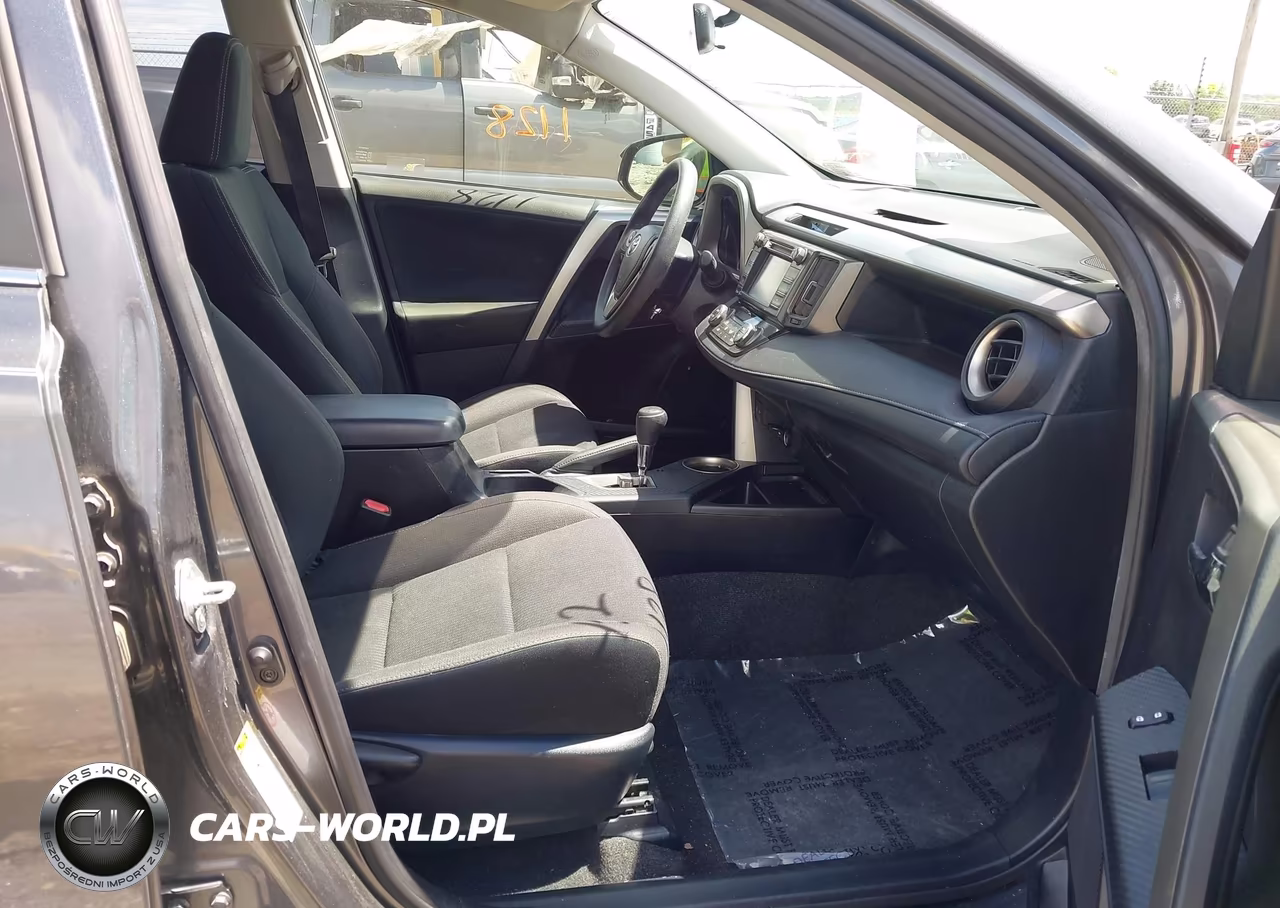 2015 Toyota Rav4 Xle VIN:JTMRFREV6FD158570 - 5