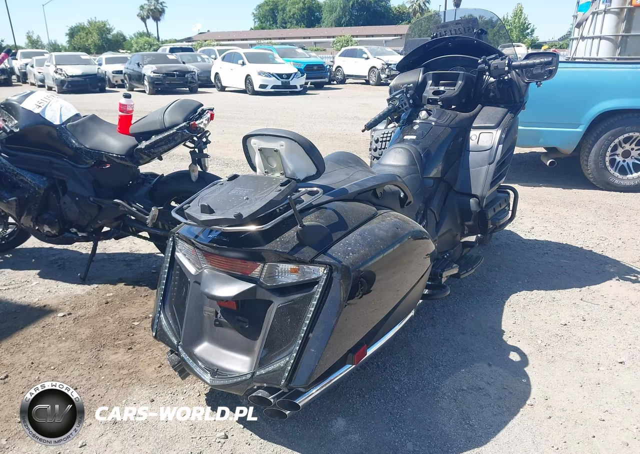 2013 Honda Gl1800 B VIN:JH2SC6814DK000844 - 4