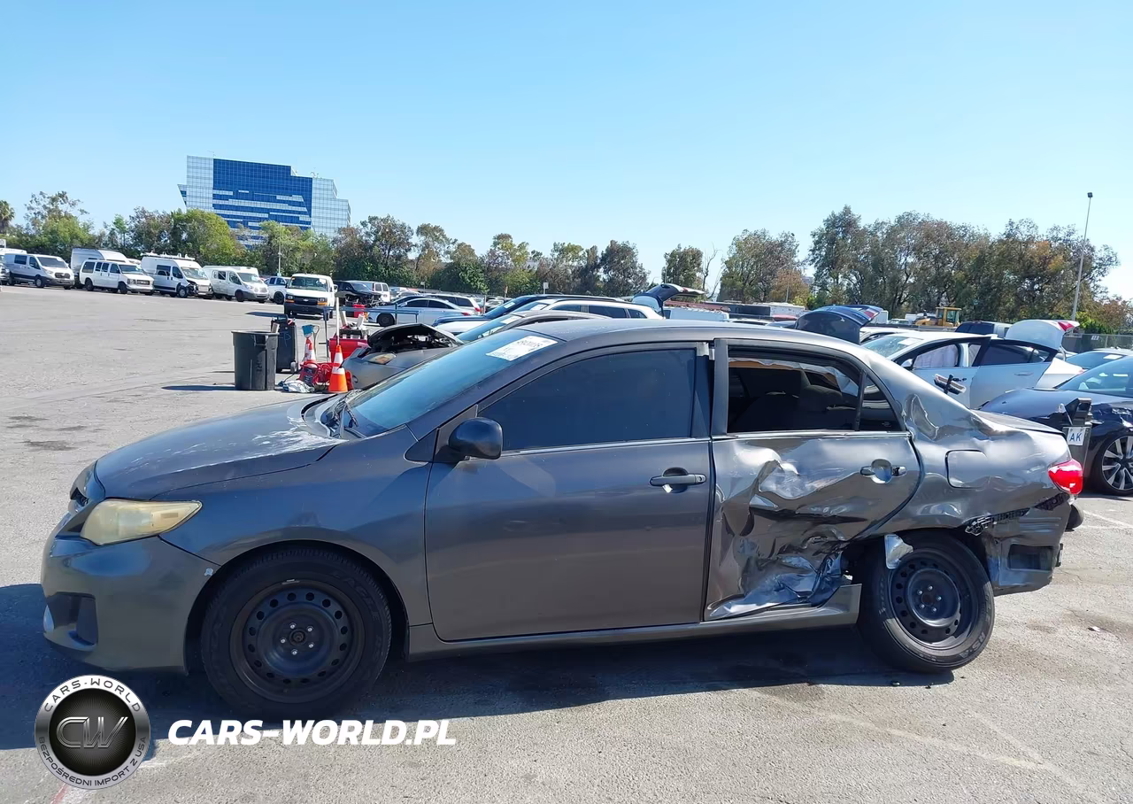 2013 Toyota Corolla Le VIN:5YFBU4EE4DP149290 - 15