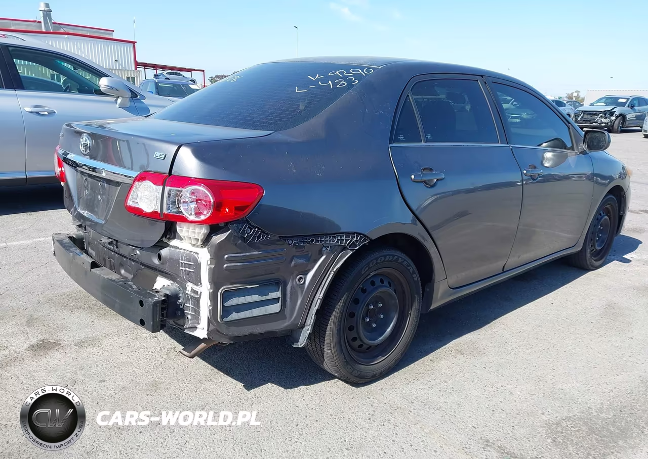 2013 Toyota Corolla Le VIN:5YFBU4EE4DP149290 - 4