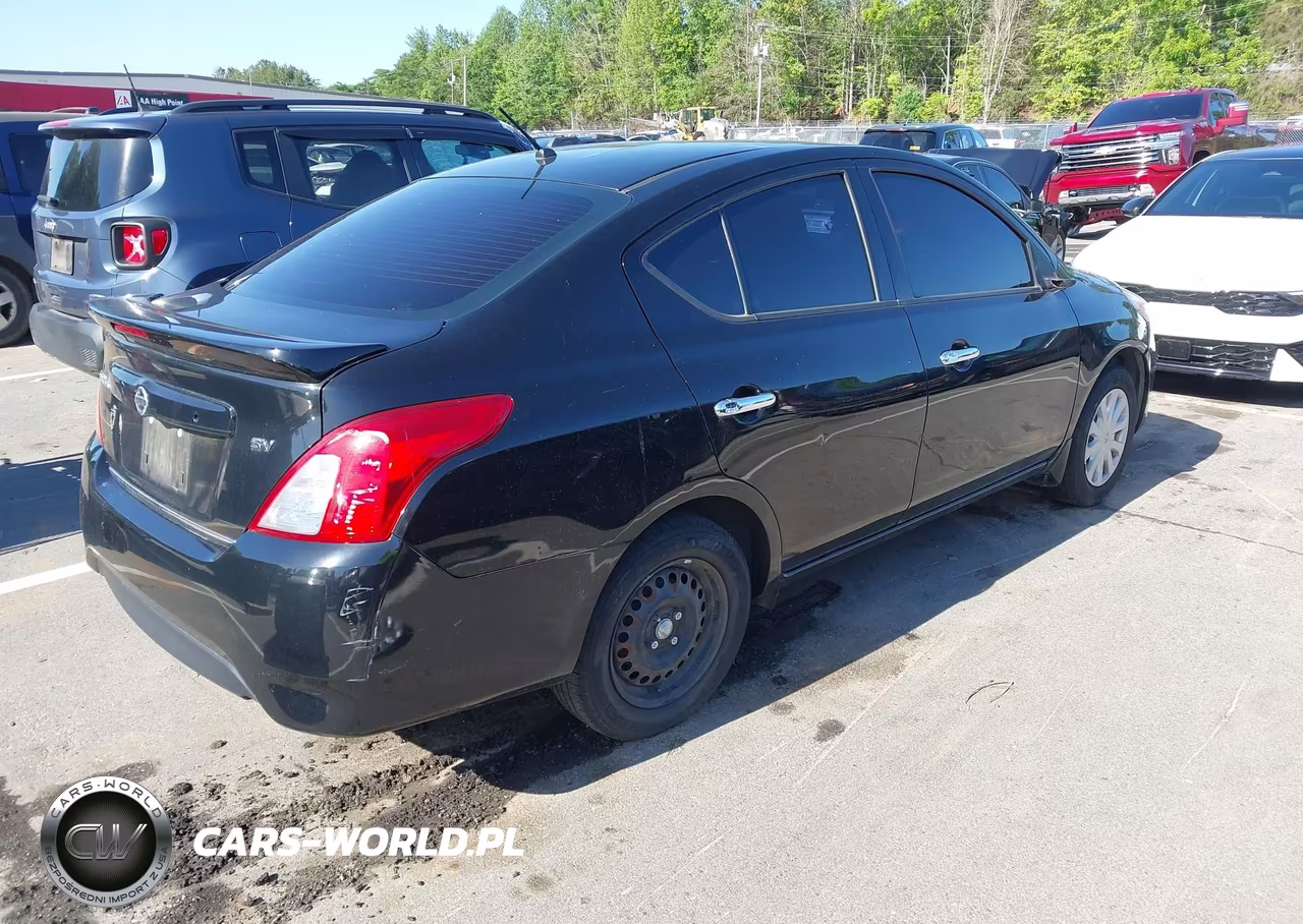 2018 Nissan Versa 1.6 Sv VIN:3N1CN7APXJL882370 - 4