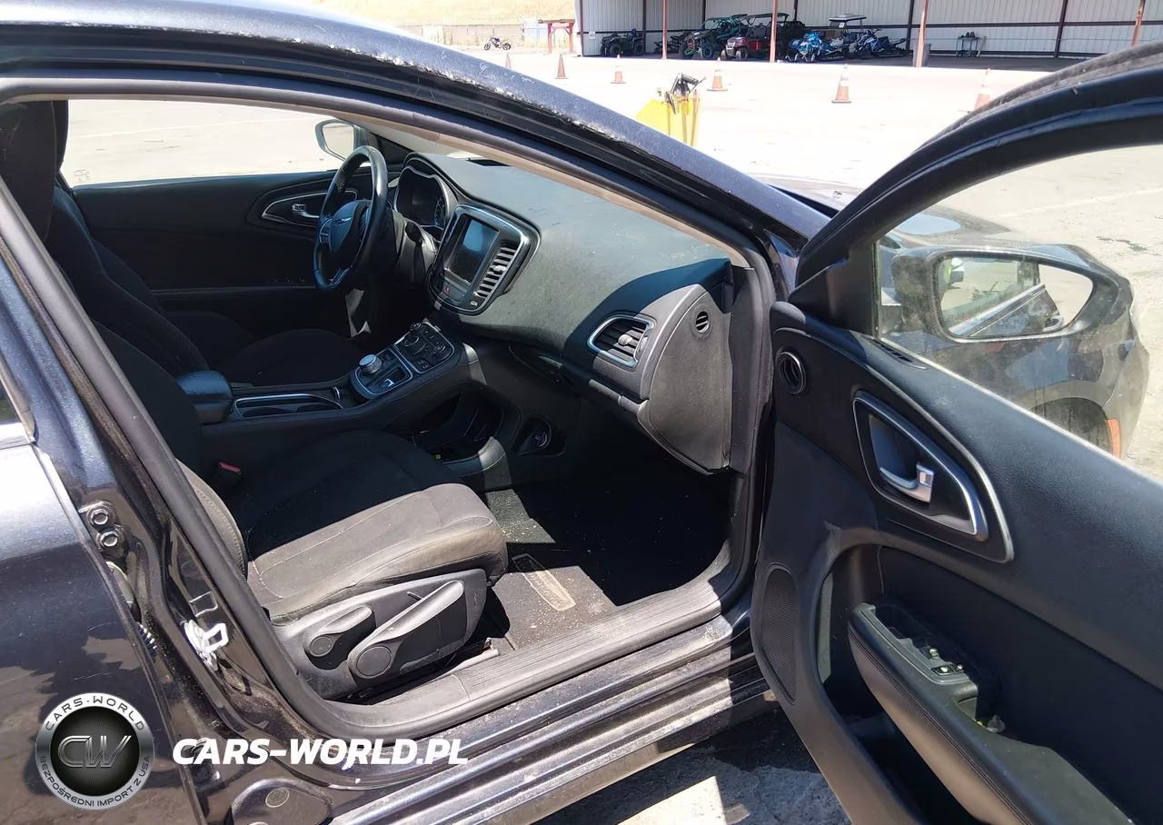 2016 Chrysler 200 Limited VIN:1C3CCCAB6GN162819 - 5