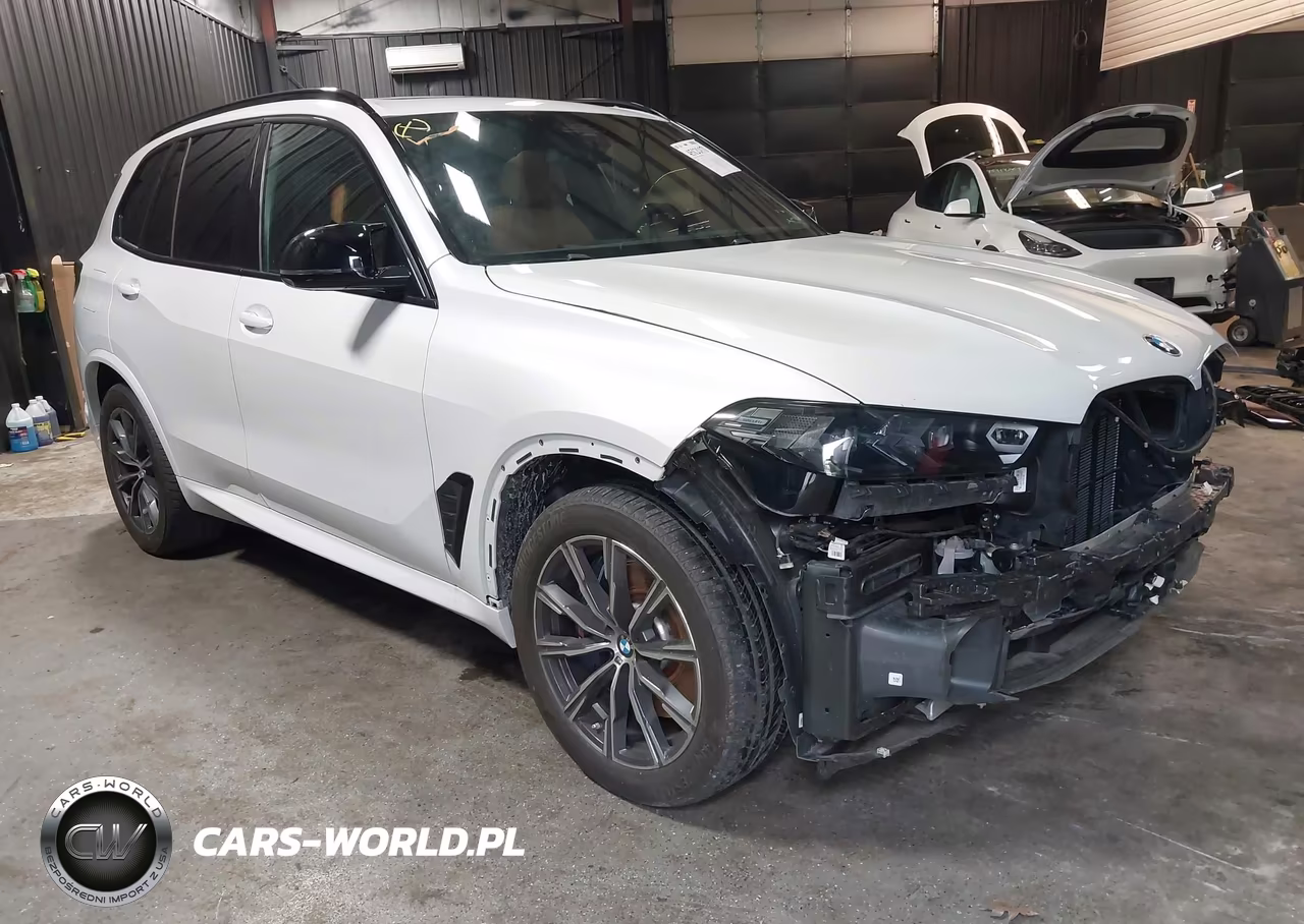 2024 BMW X5 M60I