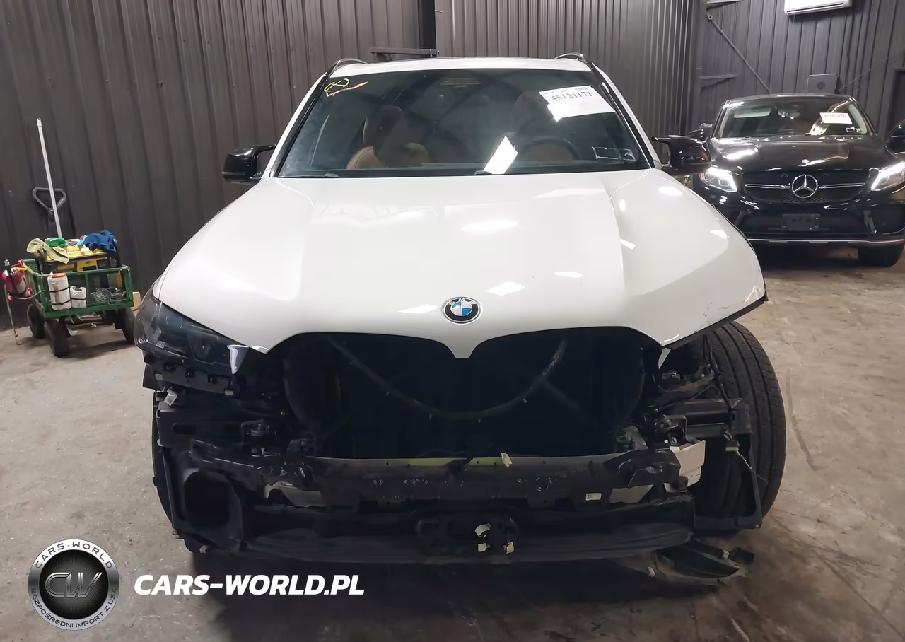 2024 BMW X5 M60I VIN:5UX33EU04R9T12745 - 13