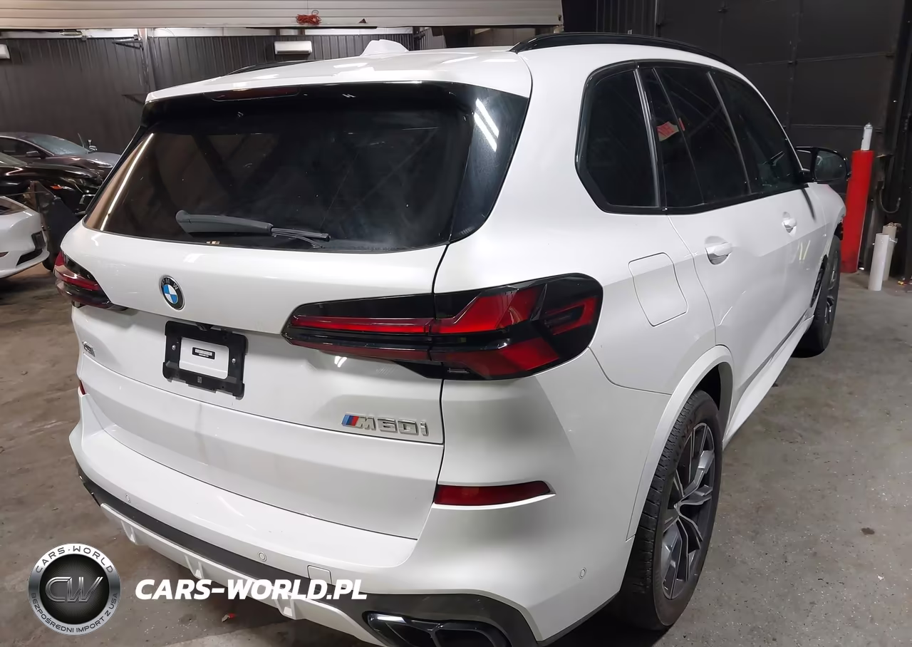 2024 BMW X5 M60I VIN:5UX33EU04R9T12745 - 4