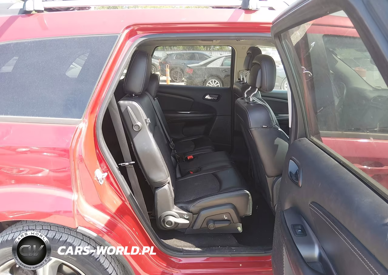 2017 Dodge Journey Crossroad Plus VIN:3C4PDCGG3HT536012 - 8