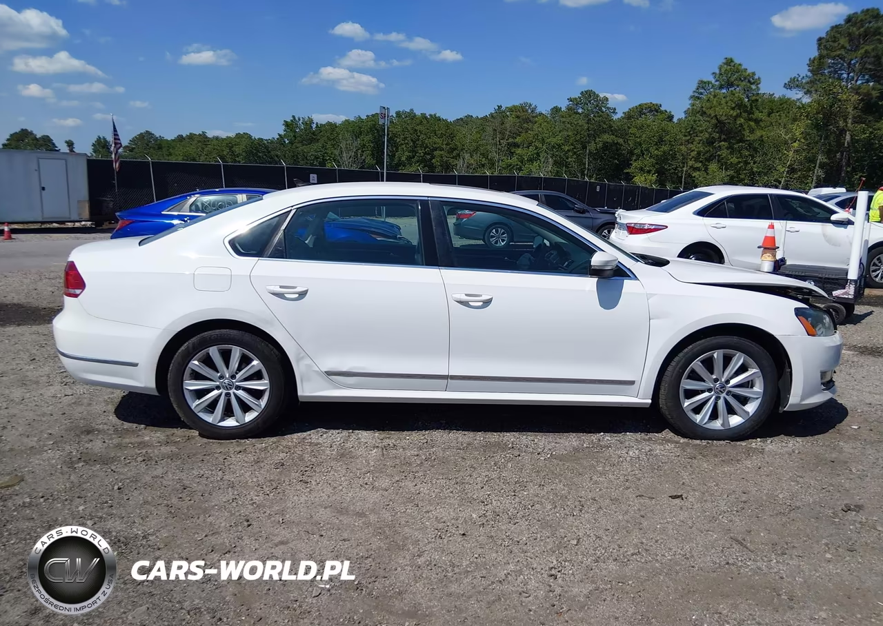 2013 Volkswagen Passat 2.5L Sel VIN:1VWCH7A33DC114938 - 14