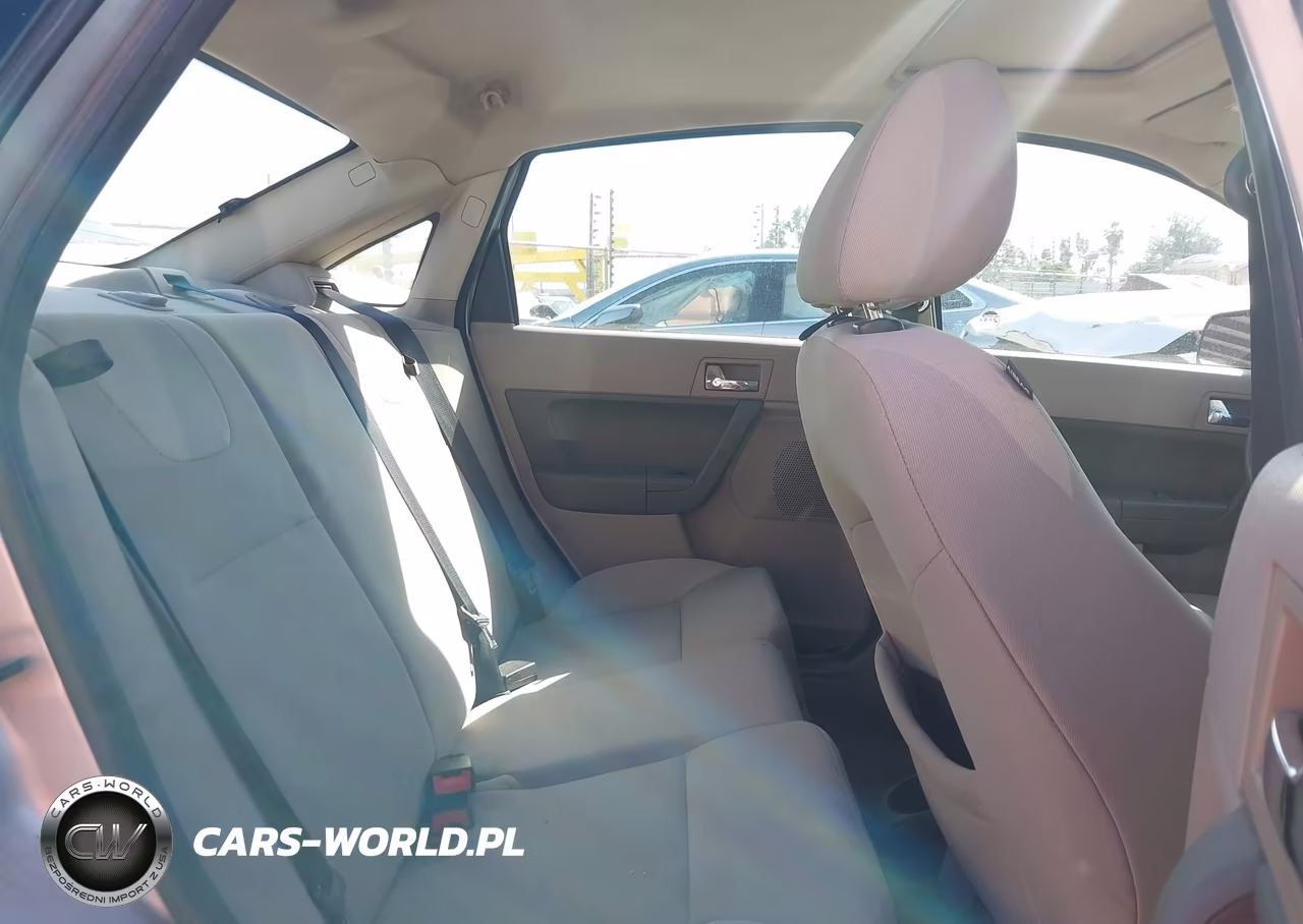 2008 Ford Focus Se-Ses VIN:1FAHP35N68W279506 - 8