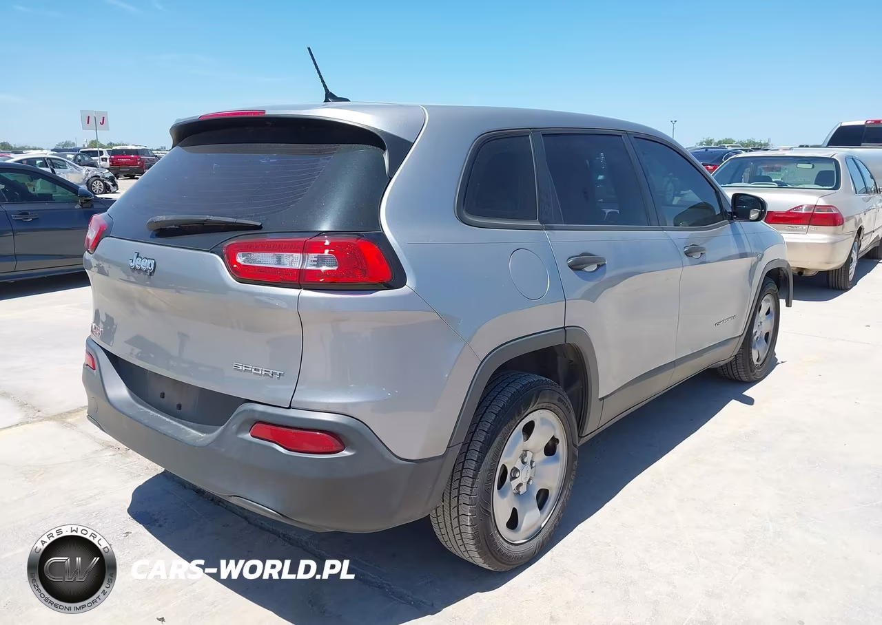 2016 Jeep Cherokee Sport VIN:1C4PJLAB6GW126948 - 4