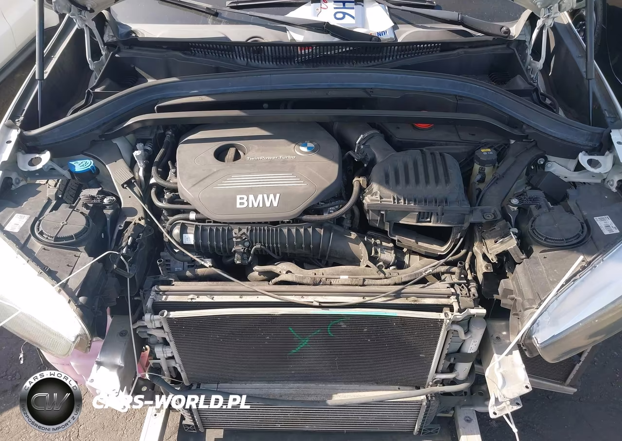 2018 BMW X1 xDrive28I VIN:WBXHT3C31J5L27368 - 10