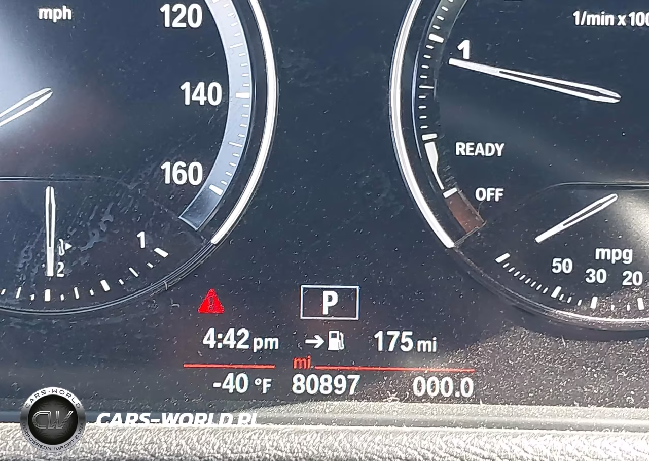 2018 BMW X1 xDrive28I VIN:WBXHT3C31J5L27368 - 16