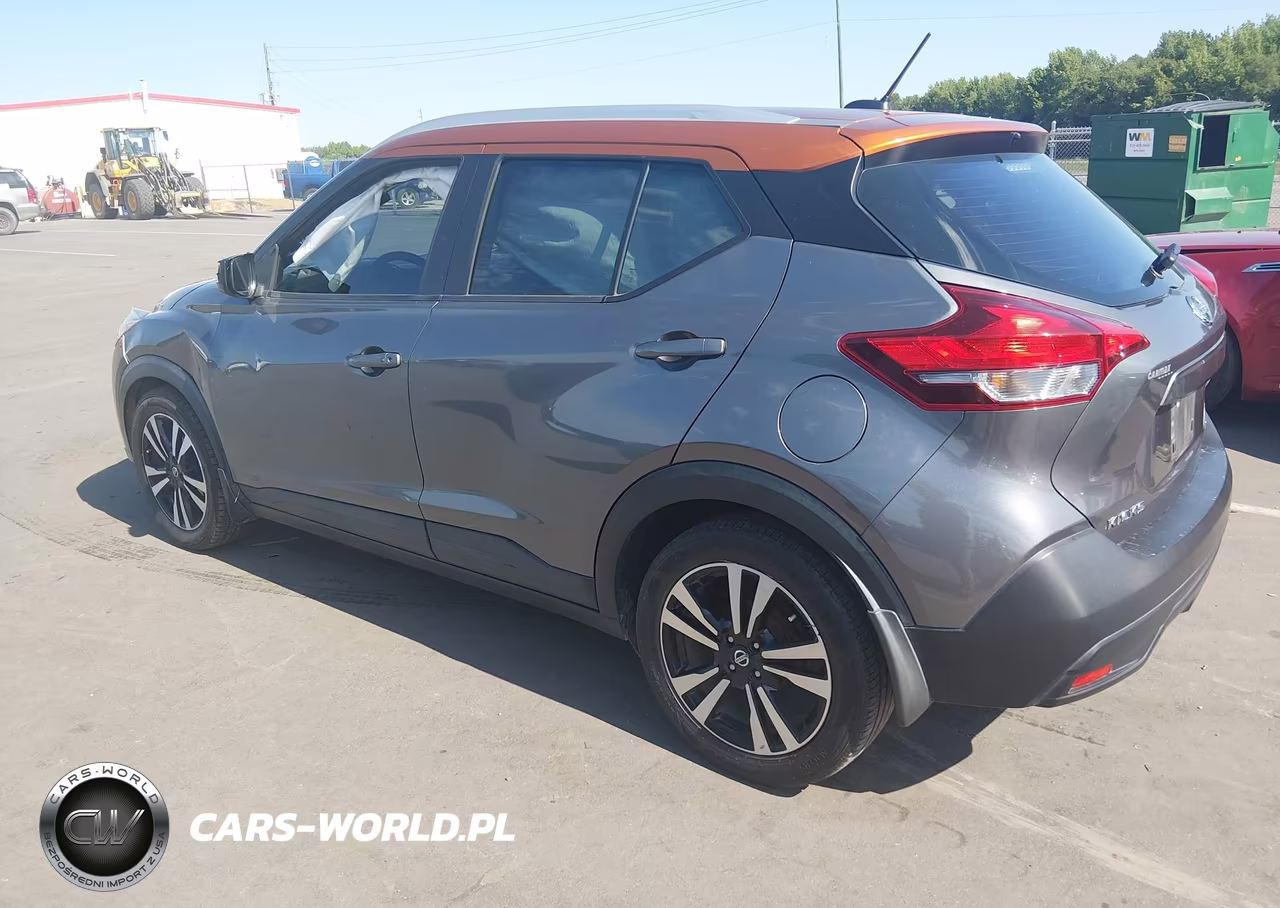 2018 Nissan Kicks Sv VIN:3N1CP5CU4JL514817 - 3