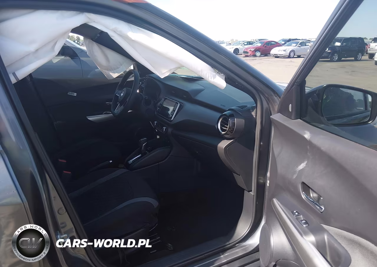 2018 Nissan Kicks Sv VIN:3N1CP5CU4JL514817 - 5
