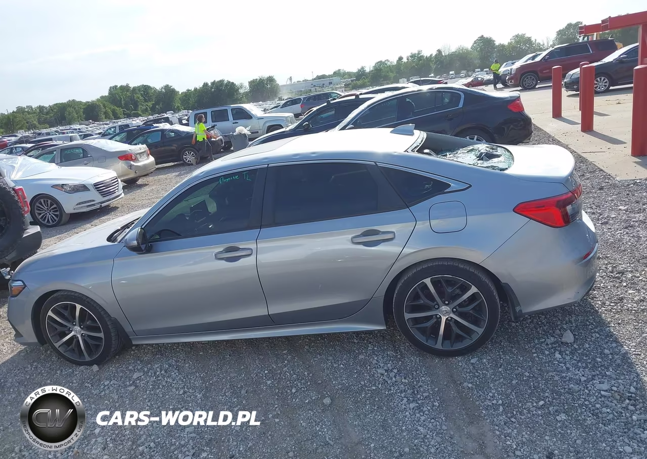2022 Honda Civic Touring VIN:2HGFE1F91NH315742 - 14