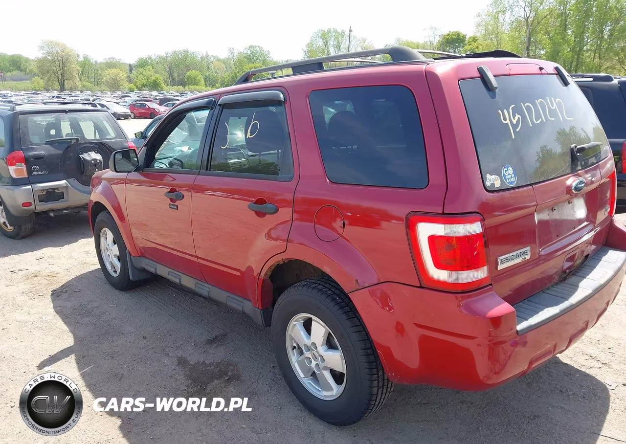 2010 Ford Escape Xlt VIN:1FMCU9DG3AKC74386 - 3