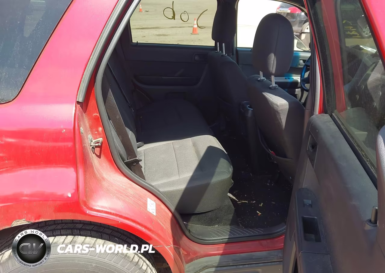 2010 Ford Escape Xlt VIN:1FMCU9DG3AKC74386 - 8