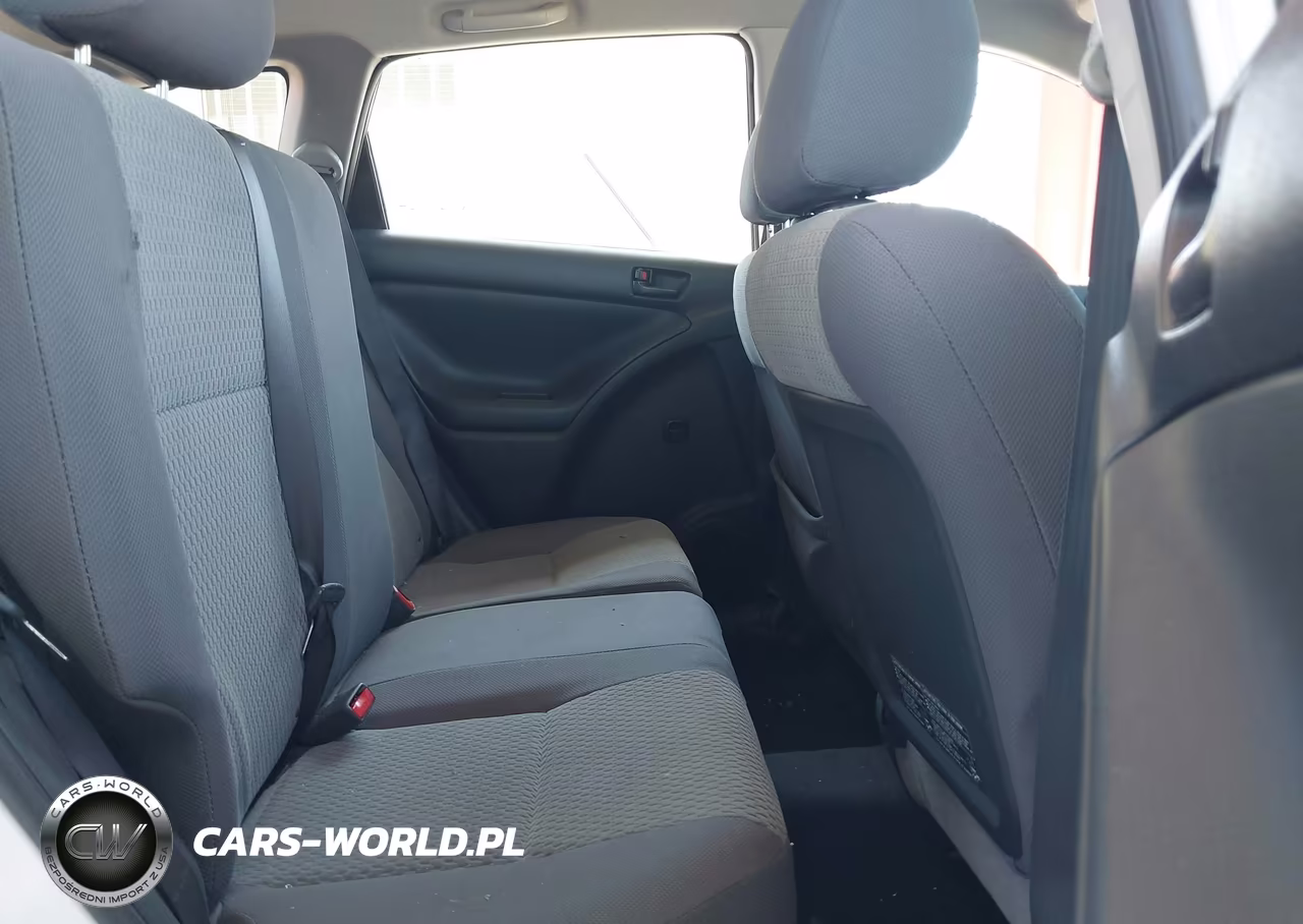 2005 Toyota Matrix VIN:2T1KR32E85C323184 - 8