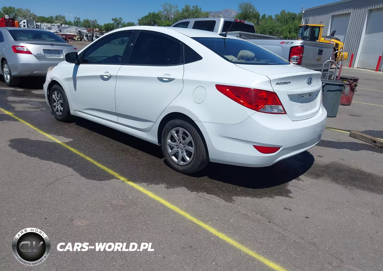 2012 Hyundai Accent Gls VIN:KMHCT4AE5CU139443 - 3