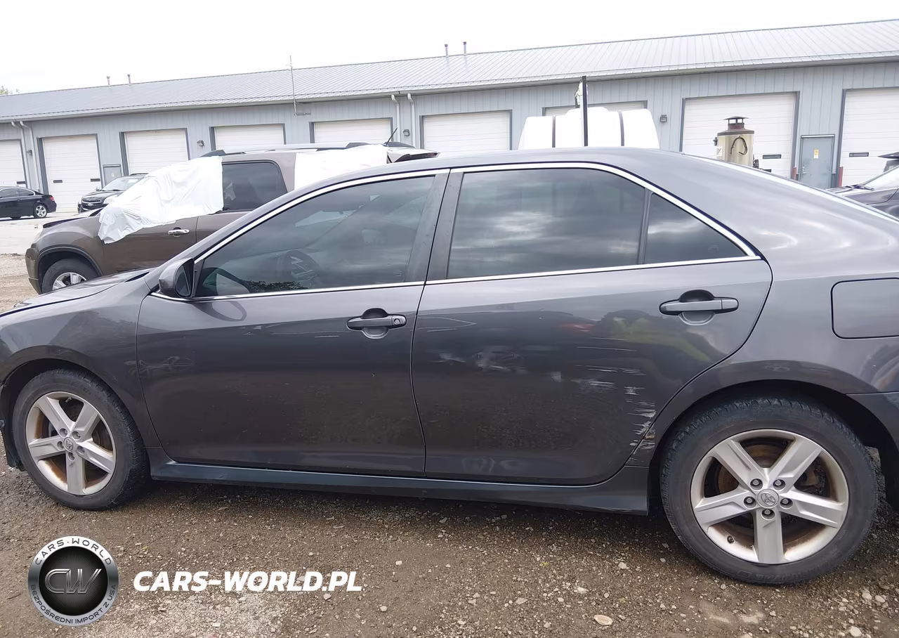 2013 Toyota Camry Se VIN:4T1BF1FKXDU669974 - 14