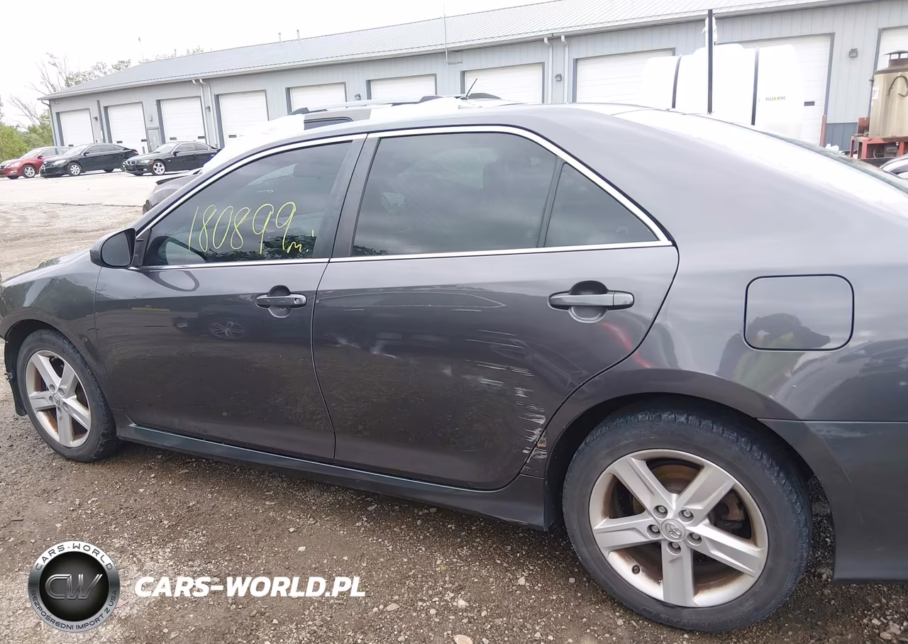 2013 Toyota Camry Se VIN:4T1BF1FKXDU669974 - 18