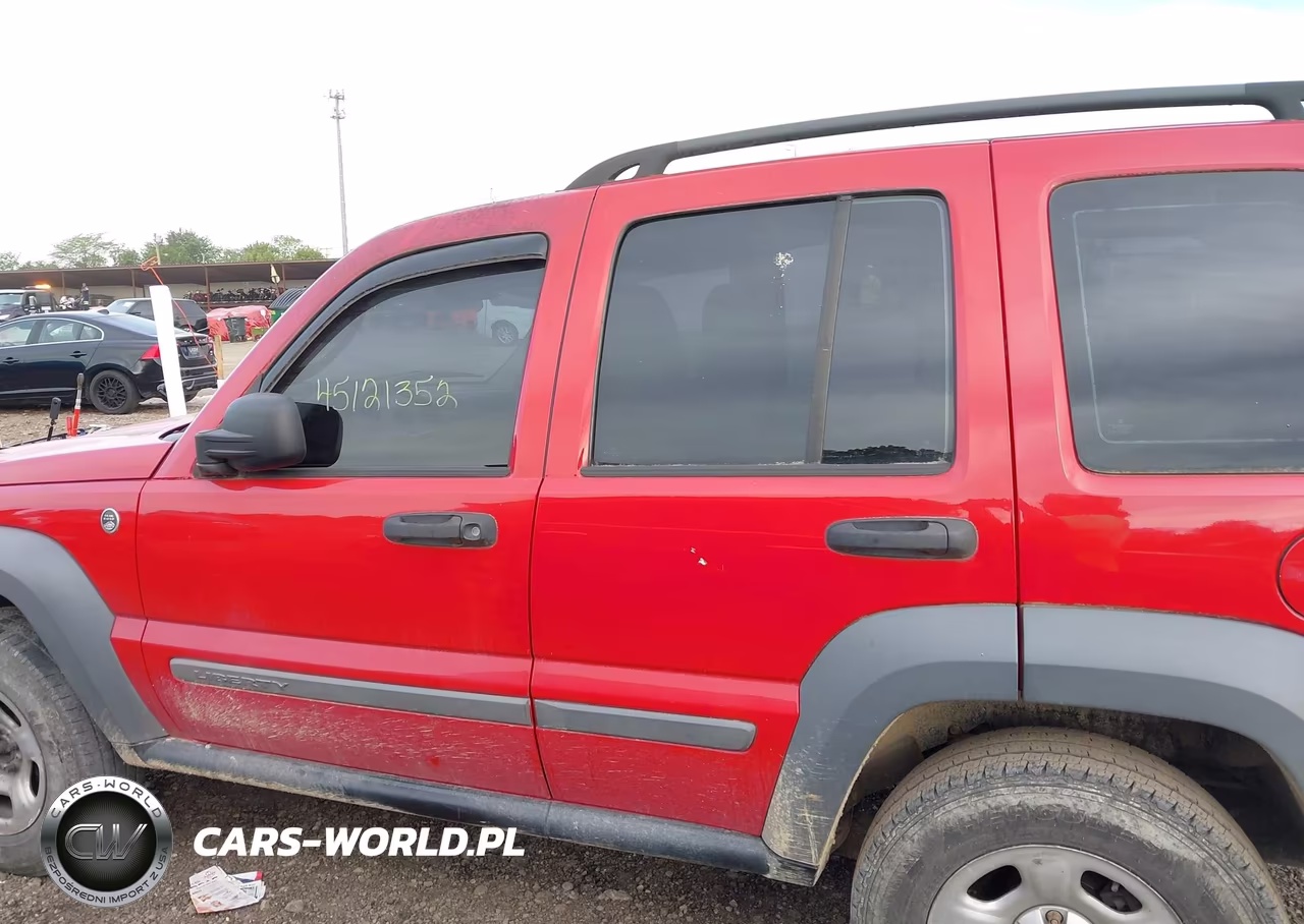 2005 Jeep Liberty Sport VIN:1J4GL48K05W520751 - 15