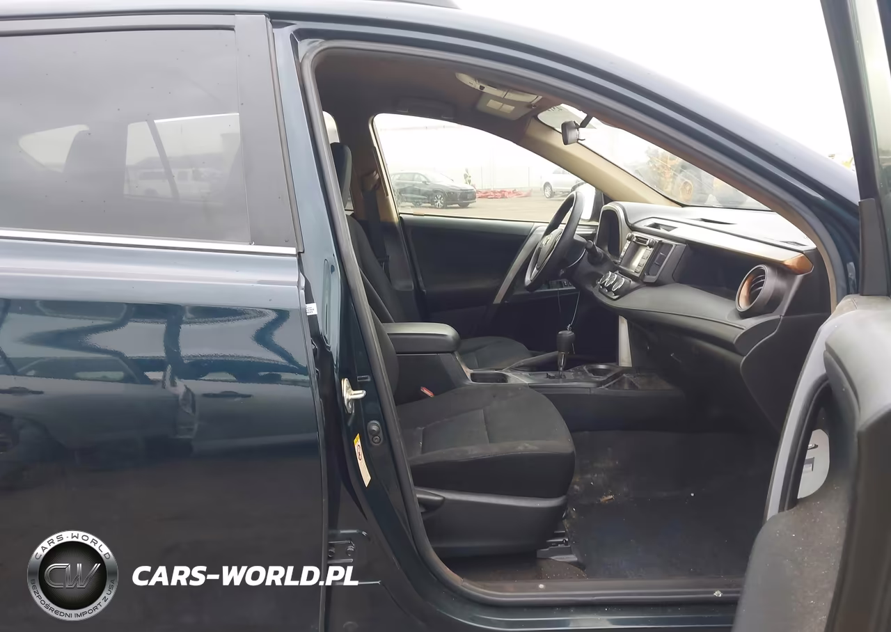 2018 Toyota Rav4 Le VIN:JTMBFREV0JJ730941 - 5