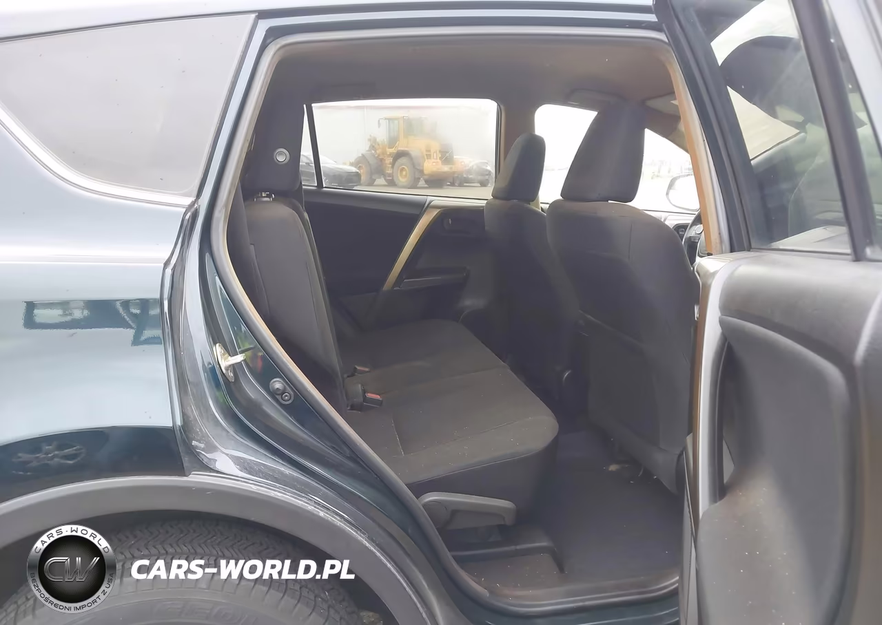 2018 Toyota Rav4 Le VIN:JTMBFREV0JJ730941 - 8