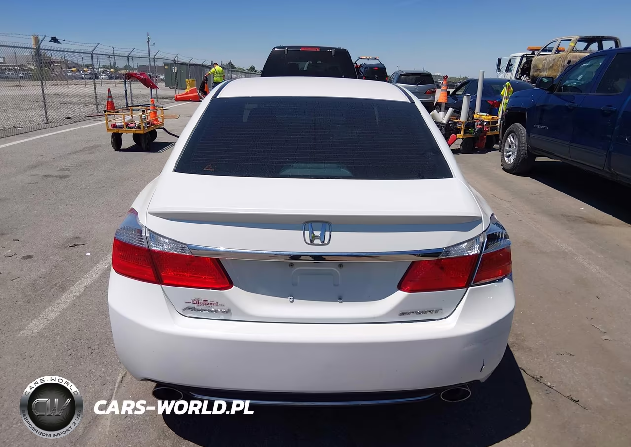 2015 Honda Accord Sport VIN:1HGCR2F56FA186861 - 16
