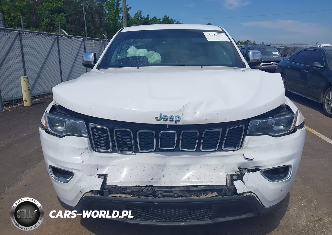 2017 Jeep Grand Cherokee Laredo 4X2 VIN:1C4RJEAG4HC740724 - 12