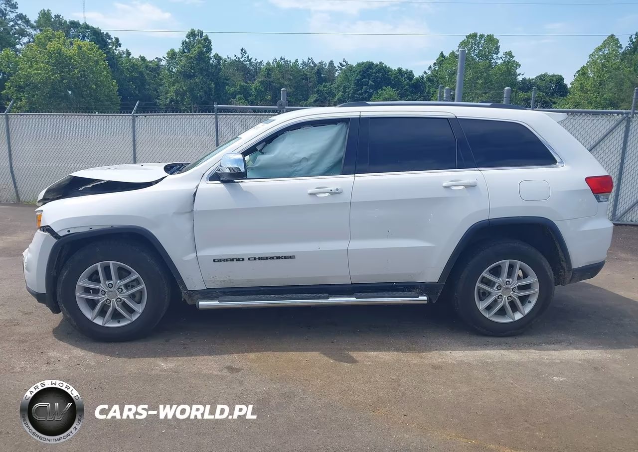 2017 Jeep Grand Cherokee Laredo 4X2 VIN:1C4RJEAG4HC740724 - 14