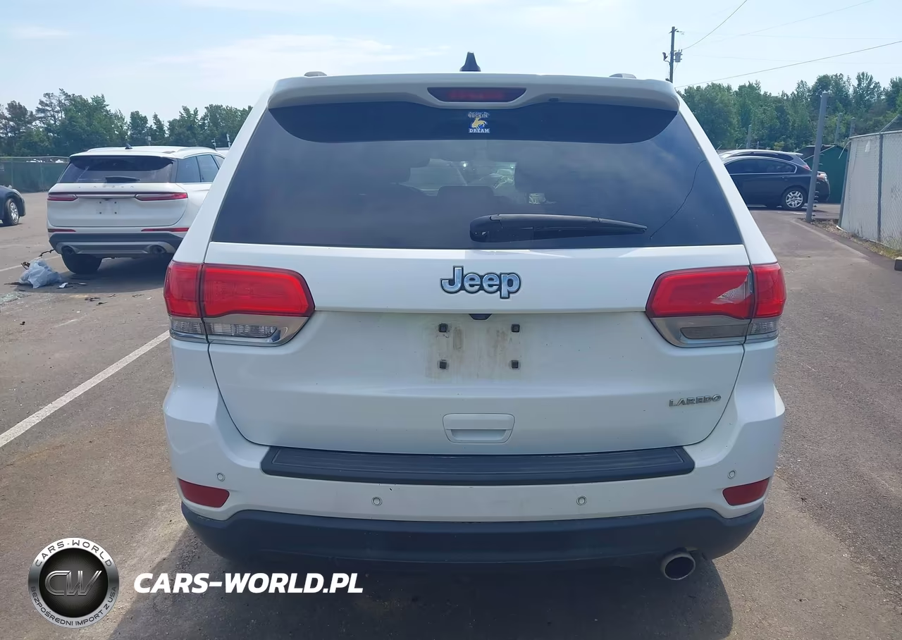 2017 Jeep Grand Cherokee Laredo 4X2 VIN:1C4RJEAG4HC740724 - 16