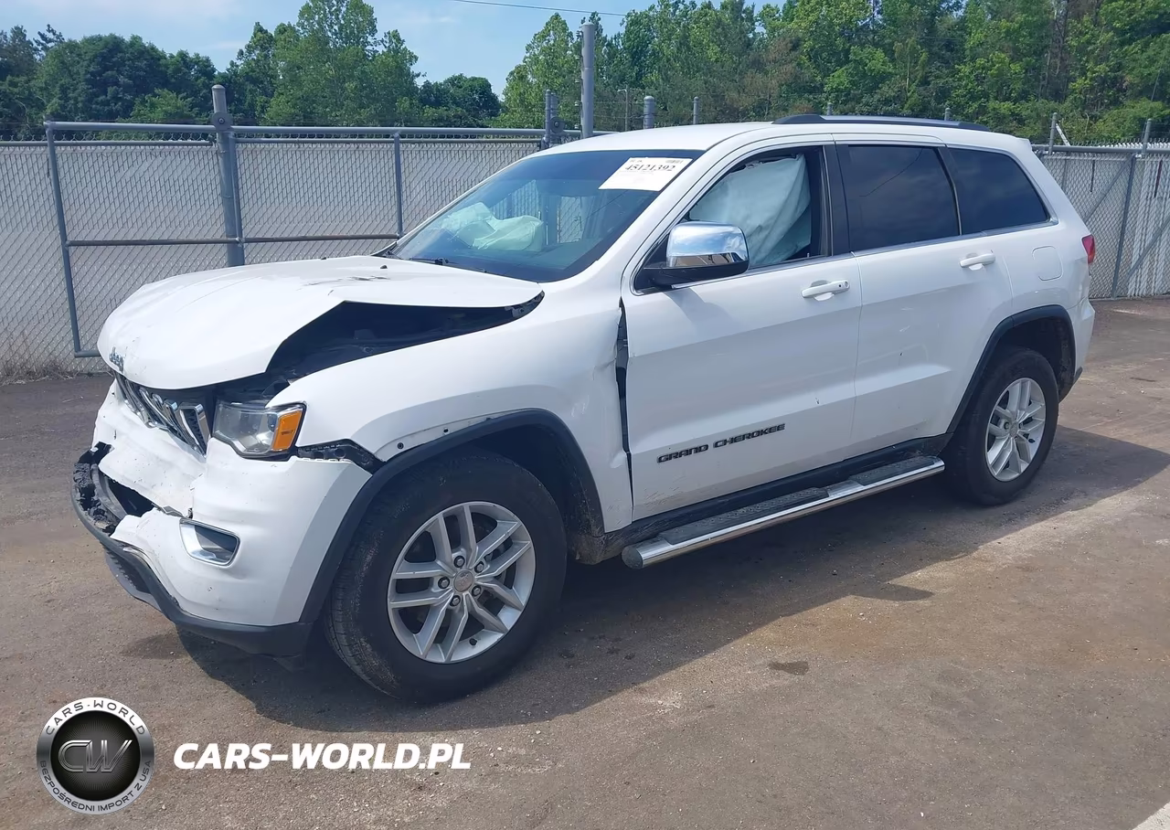 2017 Jeep Grand Cherokee Laredo 4X2 VIN:1C4RJEAG4HC740724 - 2