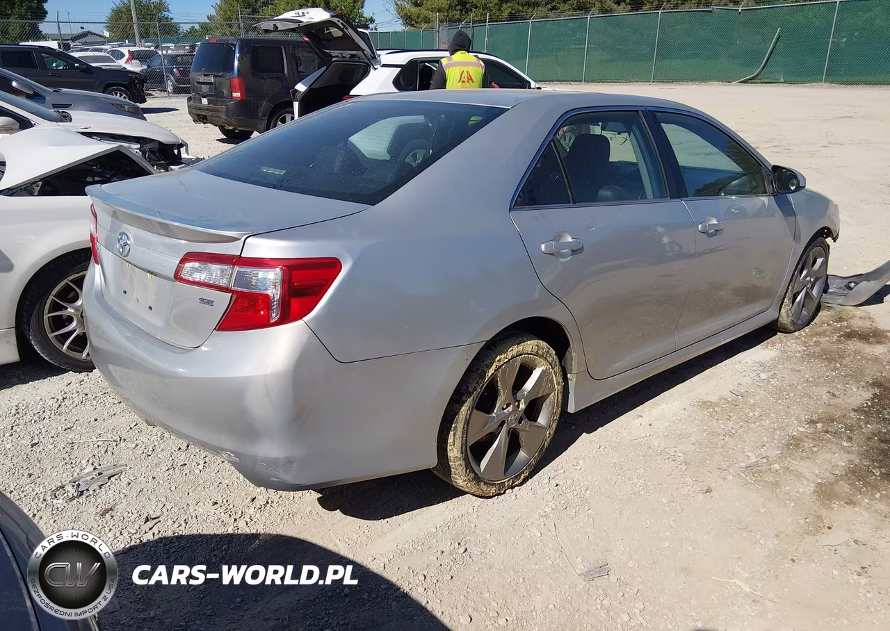 2014 Toyota Camry VIN:4T1B1FK6EU317850 - 4