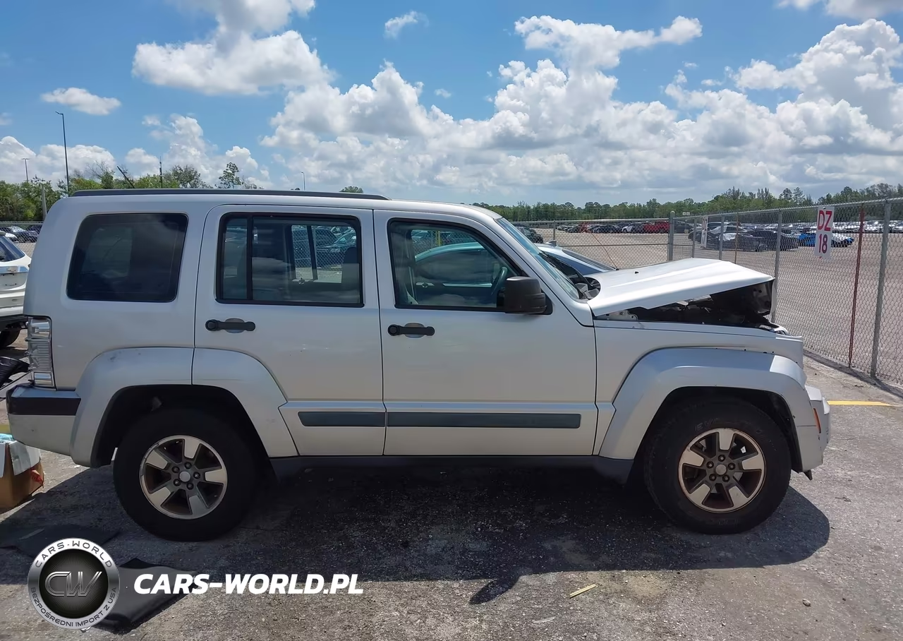 2008 Jeep Liberty Sport VIN:1J8GP28K68W273764 - 13