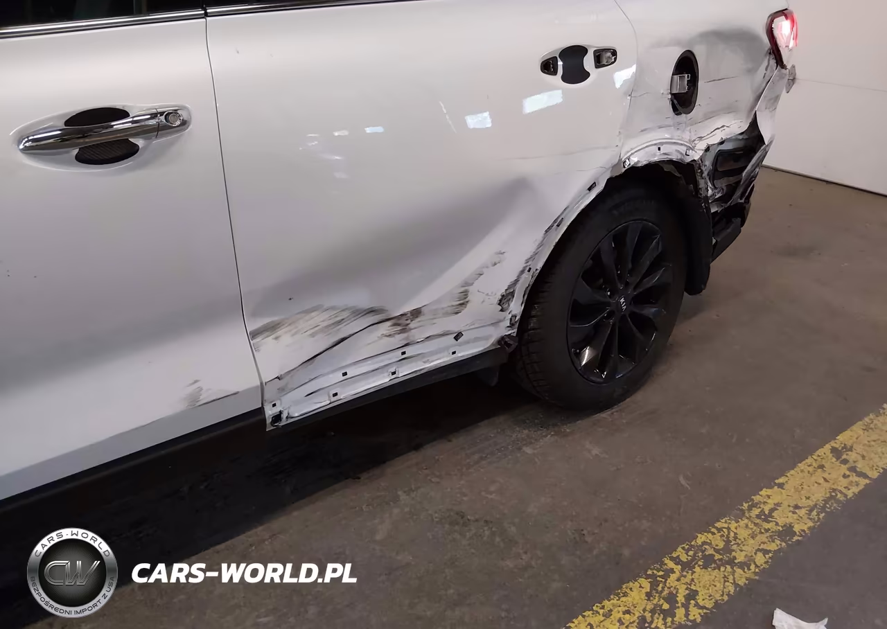 2019 Kia Sorento 3.3L S VIN:5XYPGDA56KG587247 - 6