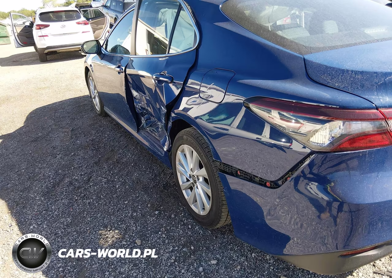 2023 Toyota Camry Le VIN:4T1R11AK5PU113922 - 17