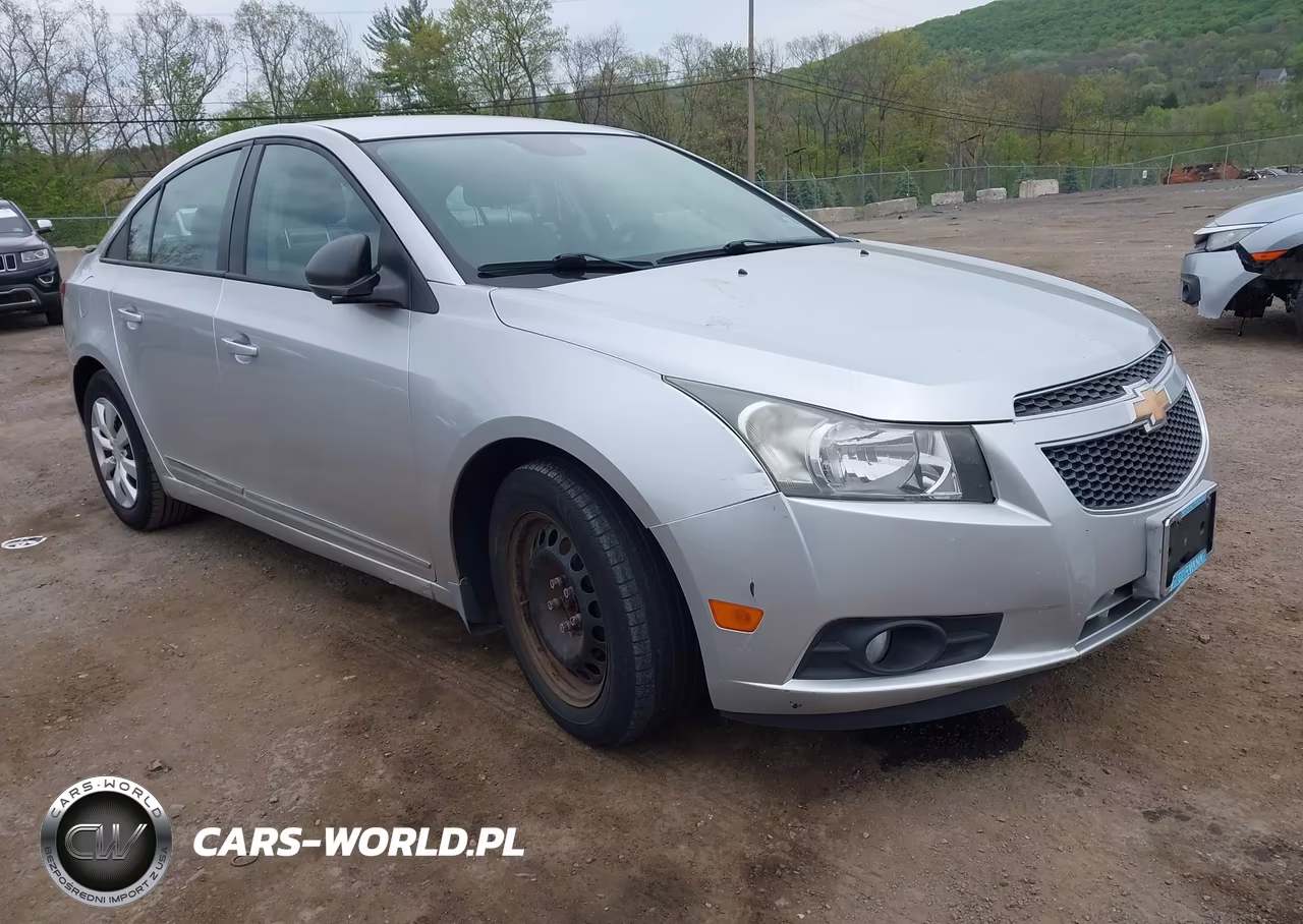 Główne zdjęcie 2013 Chevrolet Cruze Ls Auto