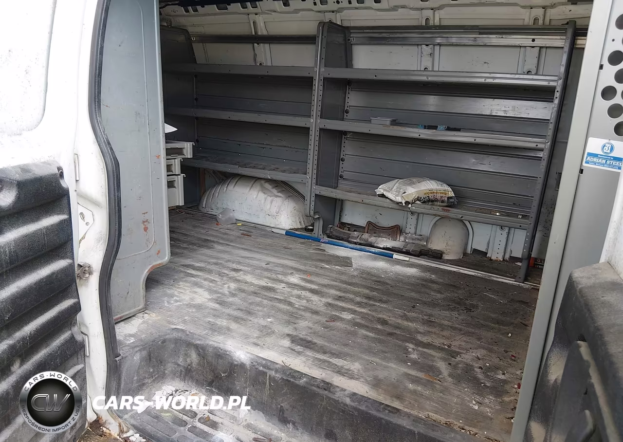 2008 Chevrolet Express Work Van VIN:1GCHG35K881195068 - 8