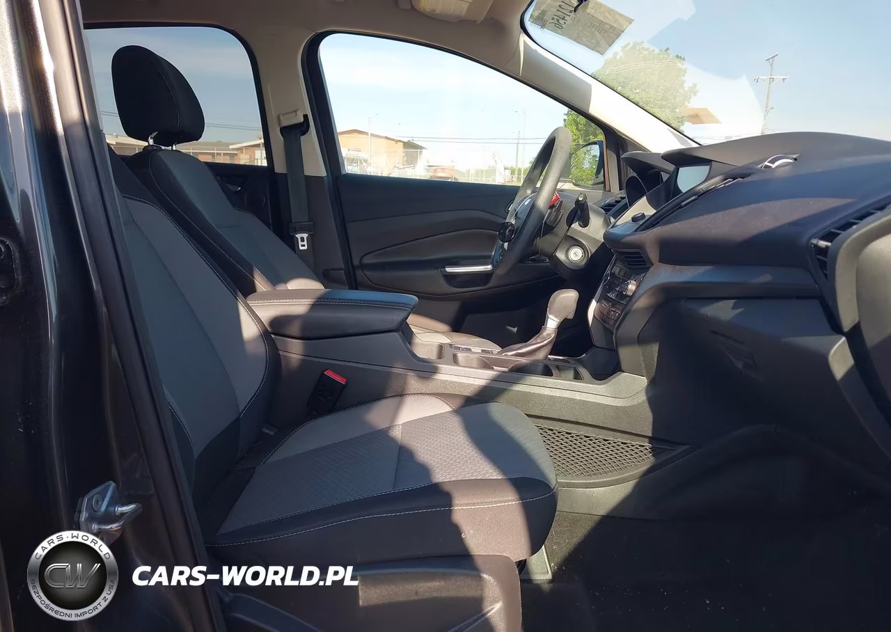 2017 Ford Escape Se VIN:1FMCU0GD9HUE33598 - 5