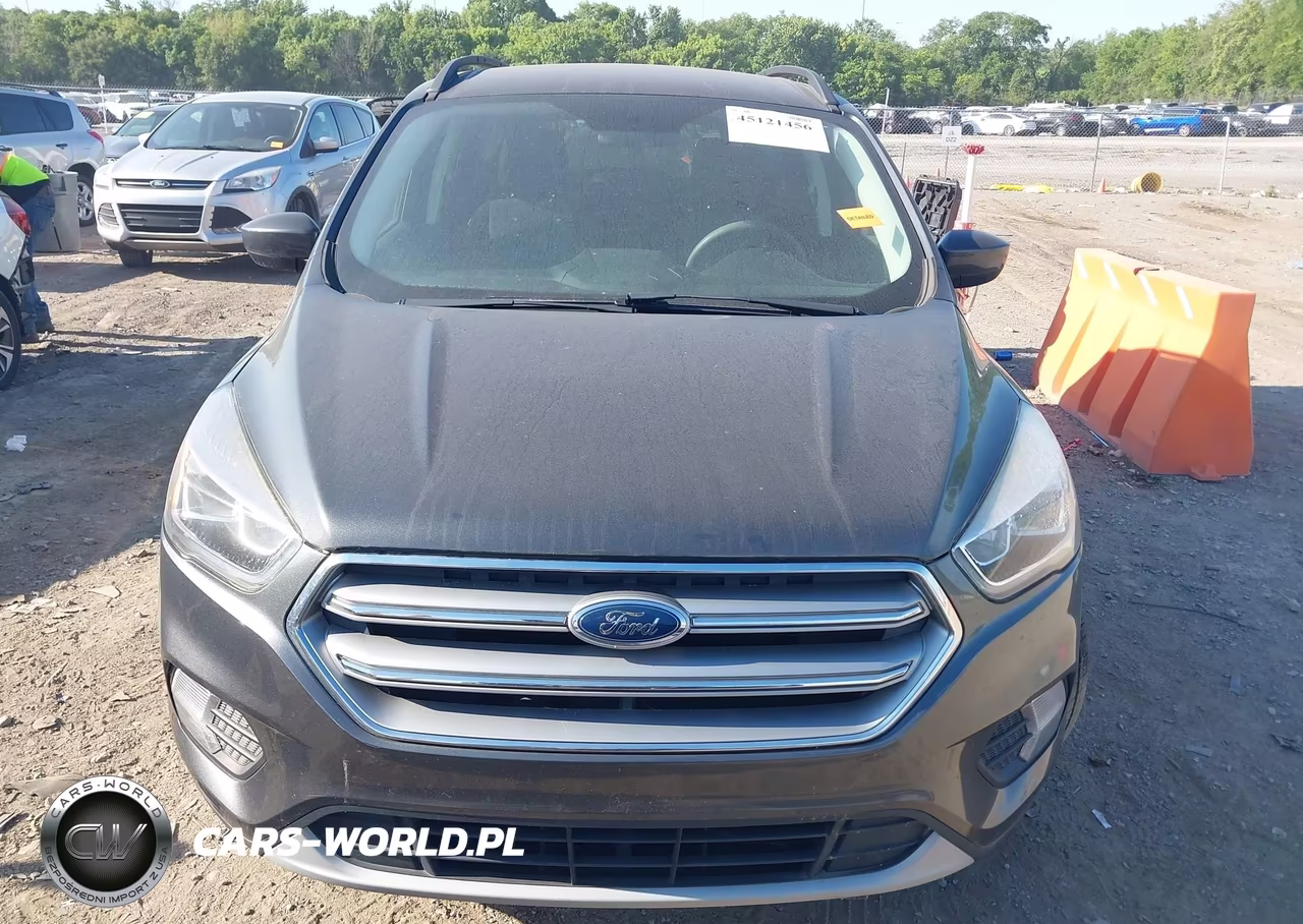 2017 Ford Escape Se VIN:1FMCU0GD9HUE33598 - 6