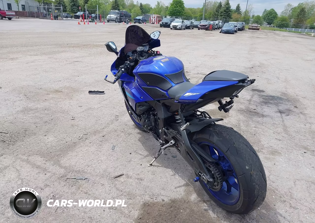 2024 Yamaha Yzfr1 VIN:JYARN66E6RA004720 - 3