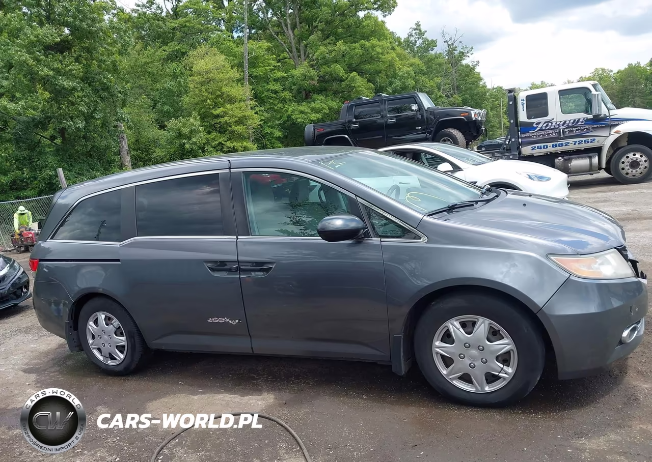 2014 Honda Odyssey Lx VIN:5FNRL5H2XEB129356 - 13