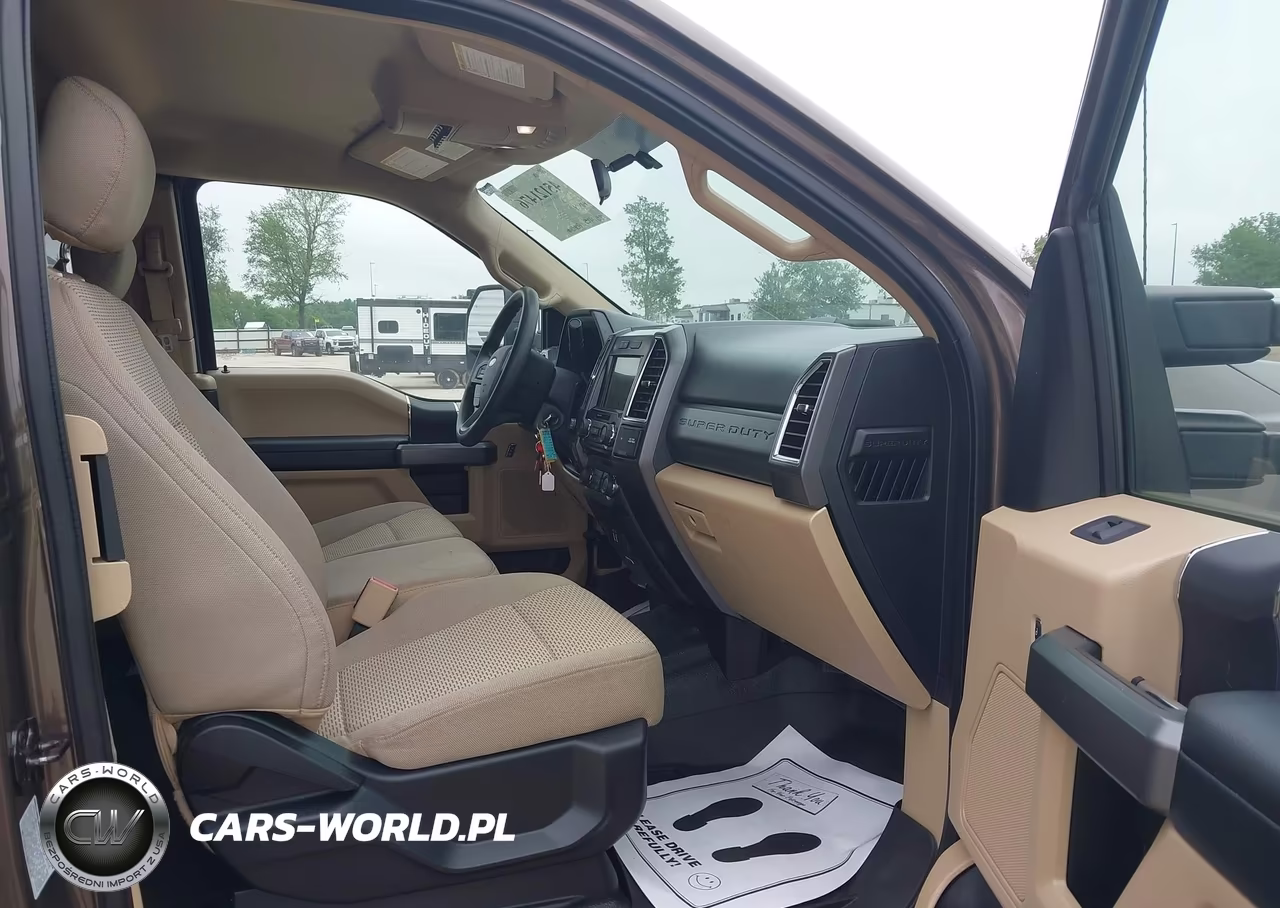 2017 Ford F-550 Chassis Xlt VIN:1FD0X5HT6HEC11219 - 5