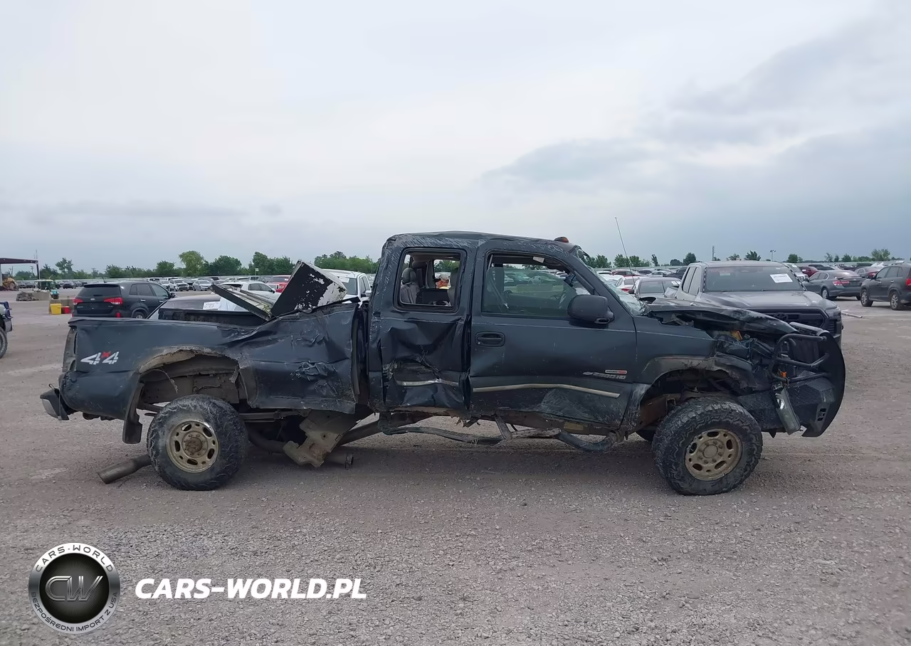 2003 Chevrolet Silverado 2500Hd Ls VIN:1GCHK29113E354797 - 13