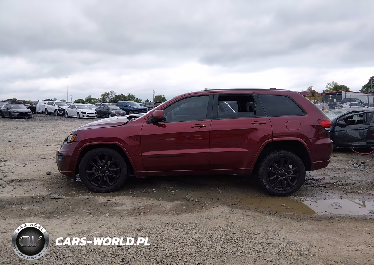 2020 Jeep Grand Cherokee Altitude 4X4 VIN:1C4RJFAG5LC255006 - 13