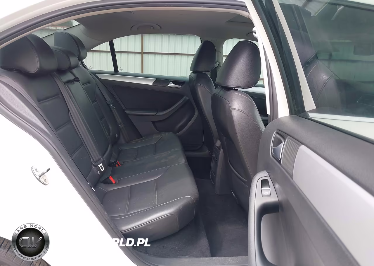 2014 Volkswagen Jetta 1.8T Se VIN:3VWD17AJ6EM377870 - 8