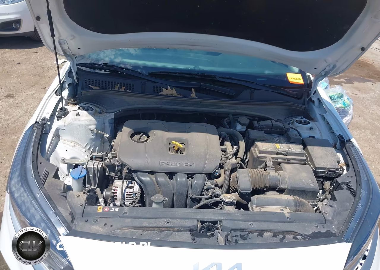 2023 Kia Forte Lxs VIN:3KPF24AD9PE669236 - 10