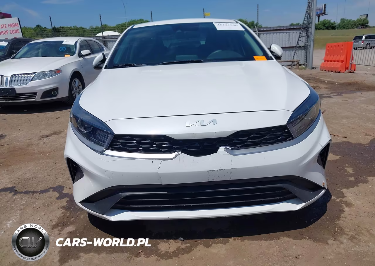 2023 Kia Forte Lxs VIN:3KPF24AD9PE669236 - 12